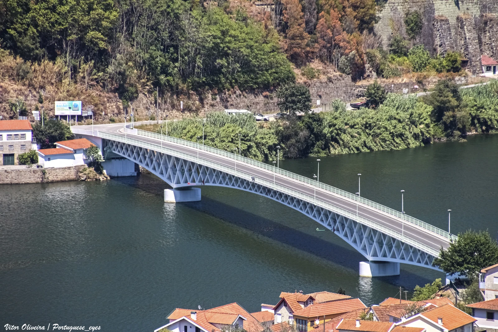 Mosteirô Bridge